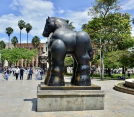 El Caballo, Plaza Botero, Medellín, Colombia